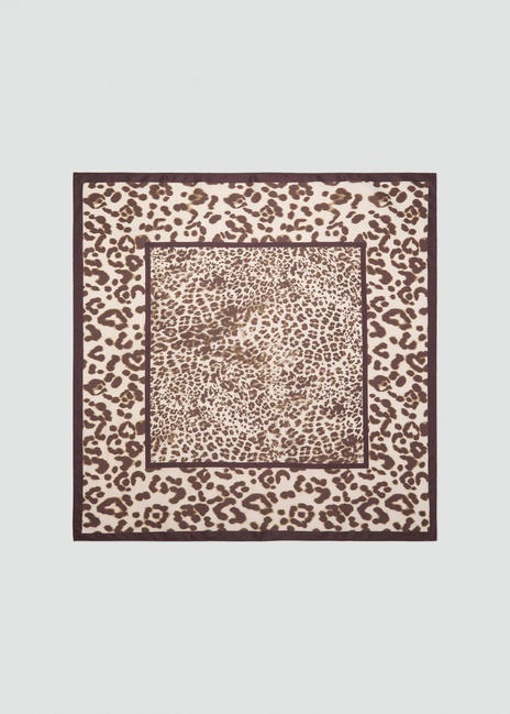 Фото ракурс 3 - Женский молочный шарф Mango артикул 17082546 05 1 season