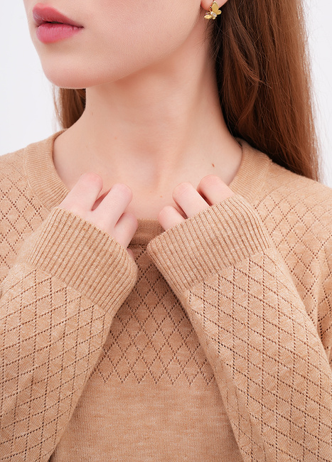 Жіночий бежевий джемпер EQUILIBRI артикул W345 023 000 Beige FW2025 Фото ракурс 4 - Жіночий бежевий джемпер EQUILIBRI артикул W345 023 000 Beige FW2025