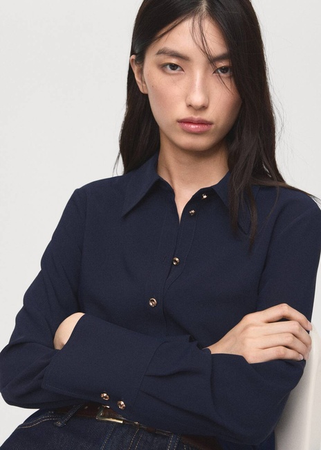 Фото ракурс 4 - Женская синяя рубашка Mango артикул 17065804 56 1 season
