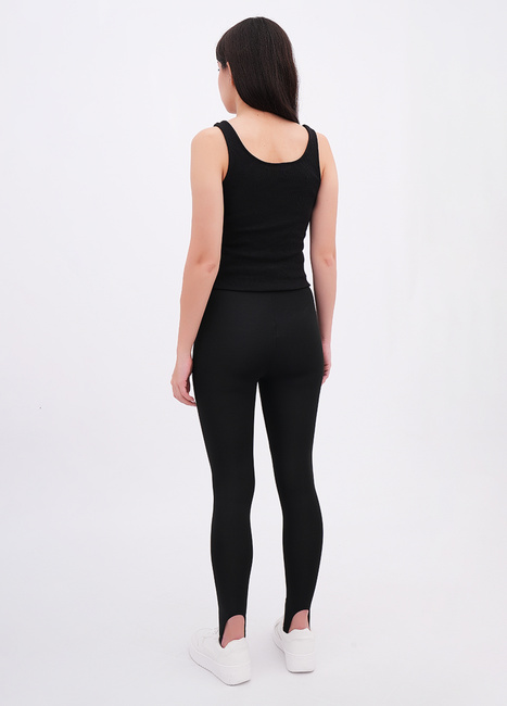 Фото ракурс 2 - Жіночі чорні лосини EQUILIBRI артикул W464 010 000 Black FW2025
