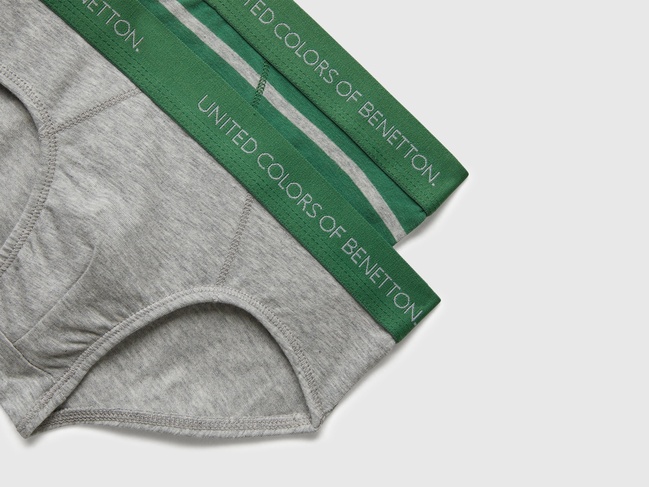 Зелено-сірі труси для хлопчиків Benetton артикул 3VPS0S02T 903 25A Фото ракурс 2 - Зелено-сірі труси для хлопчиків Benetton артикул 3VPS0S02T 903 25A