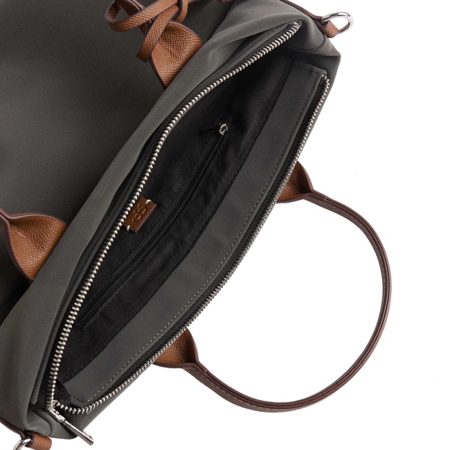 Фото ракурс 4 - Жіноча чорна сумка Parfois артикул 226799 _BK FW2025