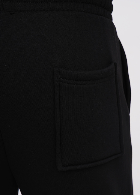 Чоловічі чорні штани EQUILIBRI артикул M265 001 000 Black FW2025 Фото ракурс 4 - Чоловічі чорні штани EQUILIBRI артикул M265 001 000 Black FW2025