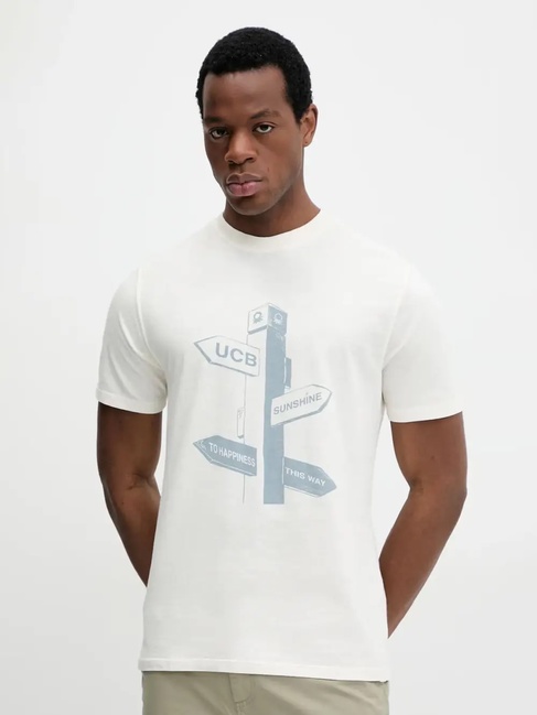 Чоловіча біла футболка Benetton артикул 3F98U109Y 903 25P Фото ракурс 1 - Чоловіча біла футболка Benetton артикул 3F98U109Y 903 25P