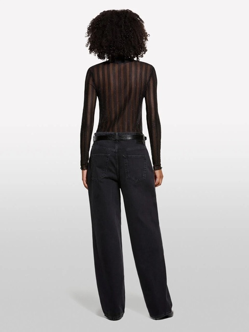 Жіночий чорний лонгслів Sisley артикул 327PL200U 100 25A Фото ракурс 2 - Жіночий чорний лонгслів Sisley артикул 327PL200U 100 25A