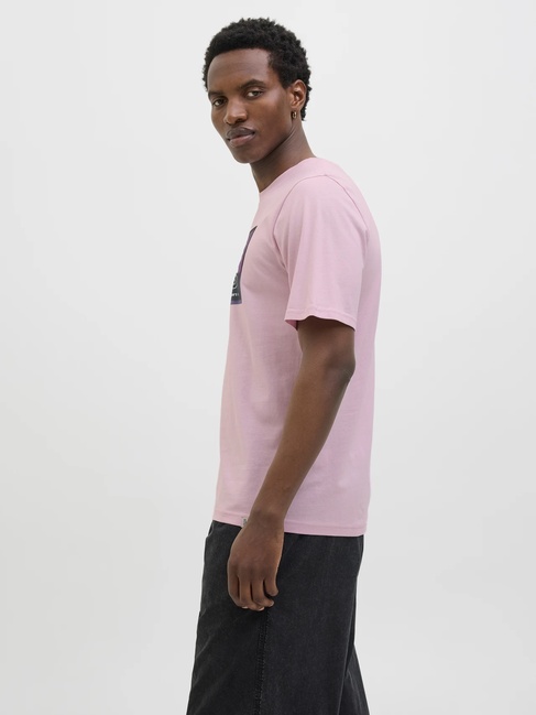 Чоловіча фіолетова футболка Jack & Jones артикул 12283825 Winsome Orchid FW2025 Фото ракурс 5 - Чоловіча фіолетова футболка Jack & Jones артикул 12283825 Winsome Orchid FW2025