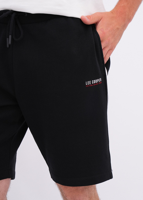 Фото ракурс 4 - Чоловічі чорні шорти Lee Cooper артикул LCM251-5032 Black FW2025