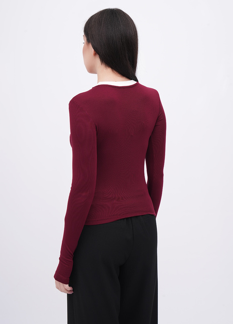 Жіночий бордовий лонгслів EQUILIBRI артикул W215 027 000 bordo FW2025 Фото ракурс 2 - Жіночий бордовий лонгслів EQUILIBRI артикул W215 027 000 bordo FW2025