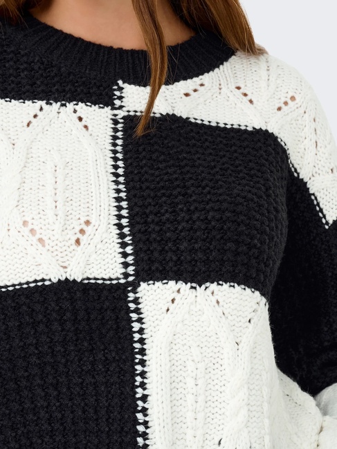 Жіночий чорний светр Only артикул 15276930 Black FW2025 Фото ракурс 7 - Жіночий чорний светр Only артикул 15276930 Black FW2025