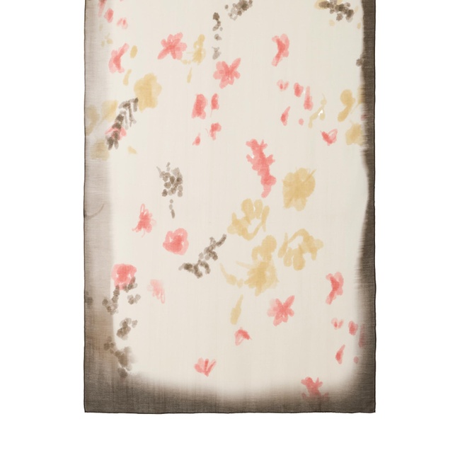 Жіночий молочний шарф Parfois артикул 240769 _EC FW2025 Фото ракурс 3 - Жіночий молочний шарф Parfois артикул 240769 _EC FW2025