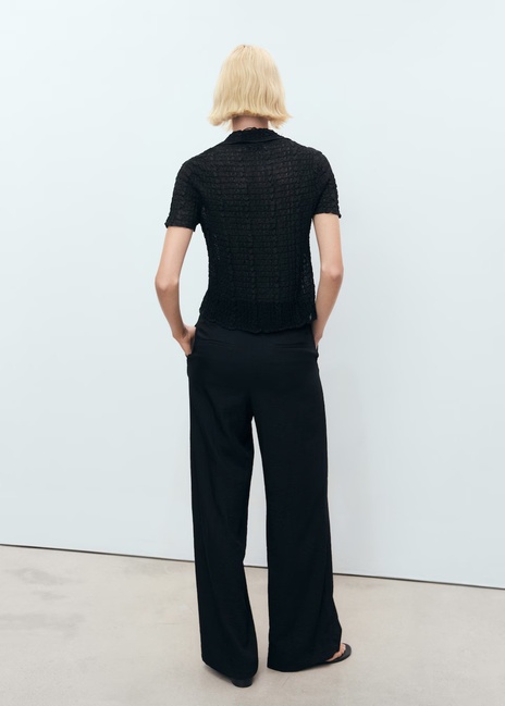 Жіночі чорні брюки Mango артикул 17071515 99 1 season Фото ракурс 2 - Жіночі чорні брюки Mango артикул 17071515 99 1 season