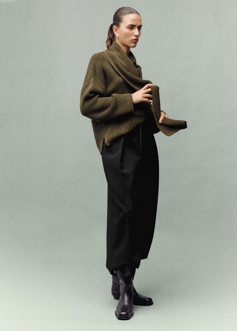 Жіночі чорні брюки Mango артикул 17066002 99 1 season Фото ракурс 3 - Жіночі чорні брюки Mango артикул 17066002 99 1 season