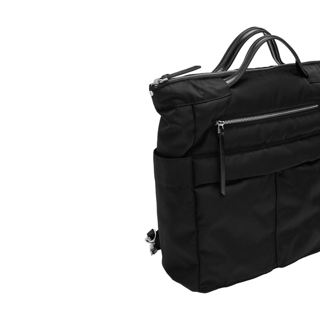 Фото ракурс 3 - Жіночий чорний рюкзак Parfois артикул 238970 _BK FW2025