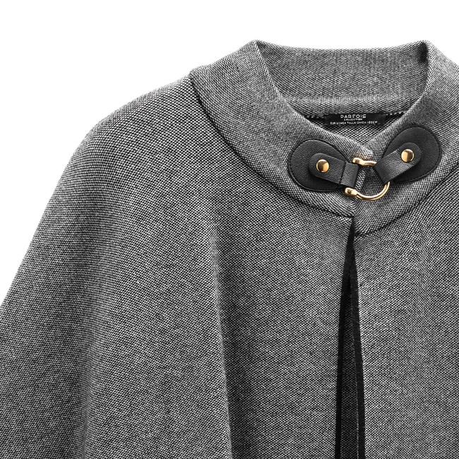 Фото ракурс 3 - Жіноче сірe пончо Parfois артикул 237702 _GY FW2025