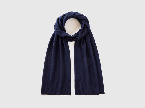 Фото ракурс 1 - Женский синий шарф Benetton артикул 1002DU01E 016 25A