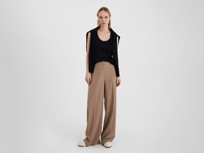 Женская черная майка Benetton артикул 3GA2DH010 100 25P Фото ракурс 5 - Женская черная майка Benetton артикул 3GA2DH010 100 25P