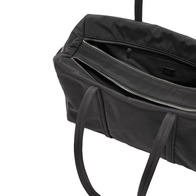 Жіноча чорна сумка Parfois артикул 238971 _BK FW2025 Фото ракурс 4 - Жіноча чорна сумка Parfois артикул 238971 _BK FW2025