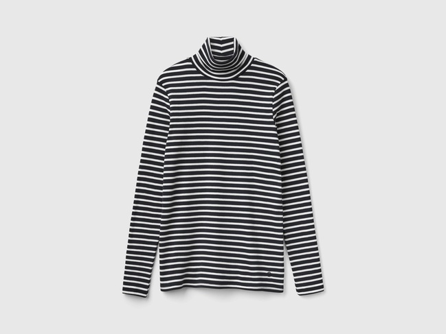 Женская серая водолазка Benetton артикул 30YSE2225 700 25A Фото ракурс 4 - Женская серая водолазка Benetton артикул 30YSE2225 700 25A