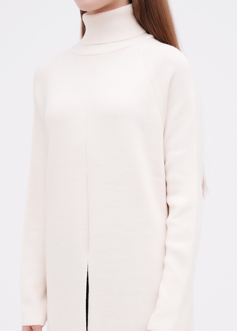 Жіноча молочна туніка EQUILIBRI артикул W325 001 000 MILK FW2025 Фото ракурс 3 - Жіноча молочна туніка EQUILIBRI артикул W325 001 000 MILK FW2025