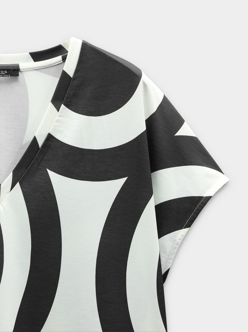 Фото ракурс 5 - Жіноча біло-чорна блузка Parfois артикул 240931 _DM FW2025