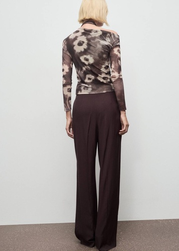 Фото ракурс 2 - Жіноча коричнева футболка Mango артикул 17057816 30 1 season