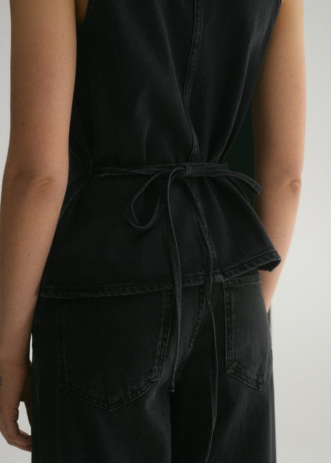 Фото ракурс 2 - Жіночий сірий жилет Mango артикул 87090650 TU 8 season