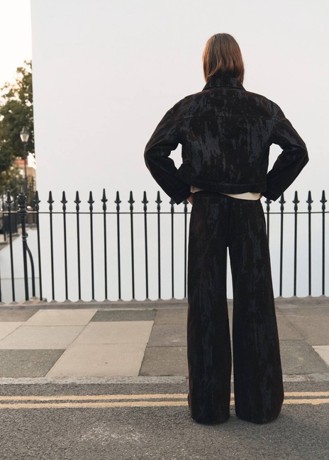 Фото ракурс 2 - Женские коричневые джинсы Mango артикул 17027774 32 1 season