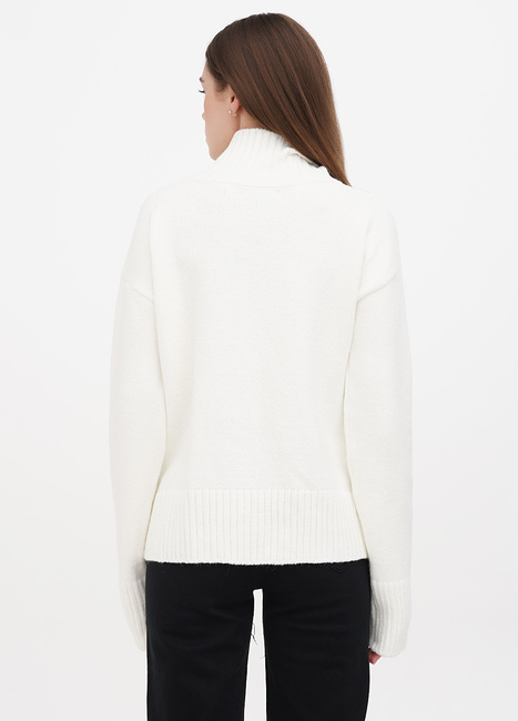 Фото ракурс 2 - Жіночий бежевий светр EQUILIBRI артикул SWL Sweater MILK FW2023