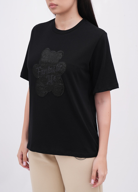 Фото ракурс 3 - Женская черная футболка EQUILIBRI артикул W213 102 000 Black FW2025