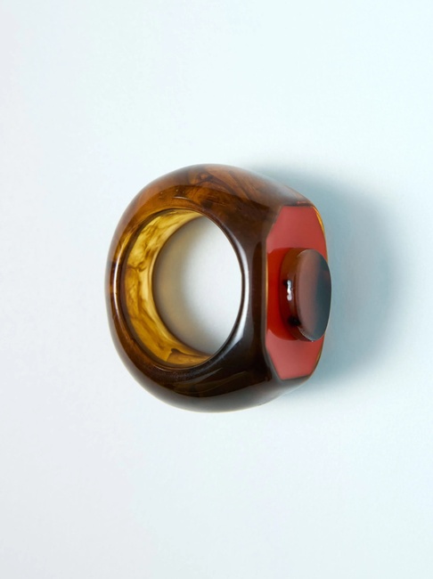 Жіноча коричнева каблучка Parfois артикул 239726 _HM FW2025 Фото ракурс 2 - Жіноча коричнева каблучка Parfois артикул 239726 _HM FW2025