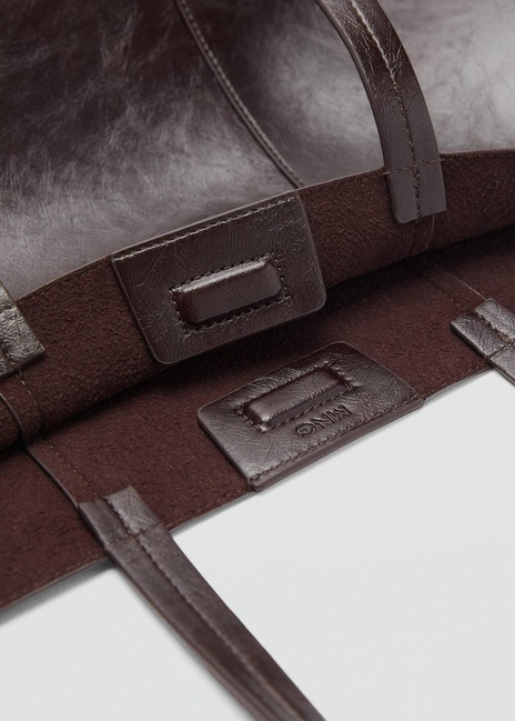 Жіноча коричнева сумка Mango артикул 17055794 32 1 season Фото ракурс 4 - Жіноча коричнева сумка Mango артикул 17055794 32 1 season