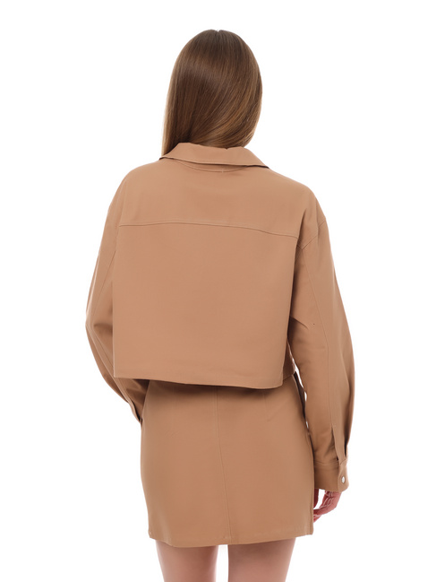 Фото ракурс 2 - Женская коричневая рубашка EQUILIBRI артикул W491 069 100 CAMEL SS2025