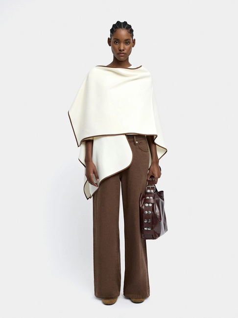 Жіноче молочнe пончо Parfois артикул 237422 _OW FW2025 Фото ракурс 3 - Жіноче молочнe пончо Parfois артикул 237422 _OW FW2025