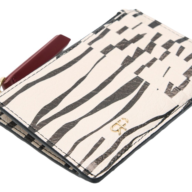 Жіночий молочний гаманець Parfois артикул 241244 _BM FW2025 Фото ракурс 3 - Жіночий молочний гаманець Parfois артикул 241244 _BM FW2025