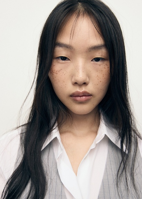 Фото ракурс 4 - Жіночий сірий жилет Mango артикул 17024121 92 1 season