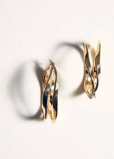 Фото ракурс 3 - Жіночі золоті сережки Mango артикул 27021337 OR 2 season