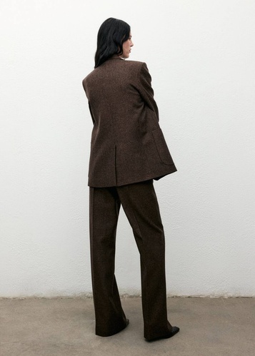 Фото ракурс 2 - Жіночі коричневі брюки Mango артикул 17017914 30 1 season