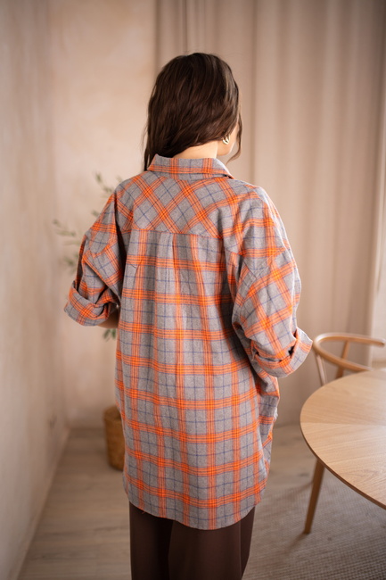 Фото ракурс 2 - Жіноча помаранчева сорочка EQUILIBRI артикул W422 023 001 Orange SS2025