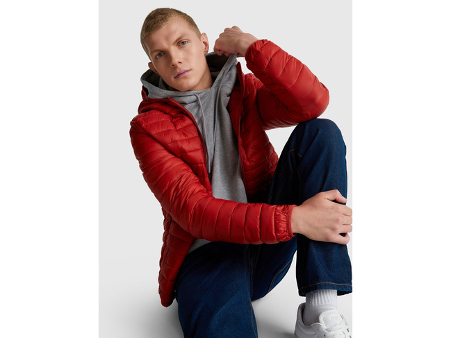 Чоловіча коричнева куртка Benetton артикул 2TWDUN06I 01J 25A Фото ракурс 4 - Чоловіча коричнева куртка Benetton артикул 2TWDUN06I 01J 25A