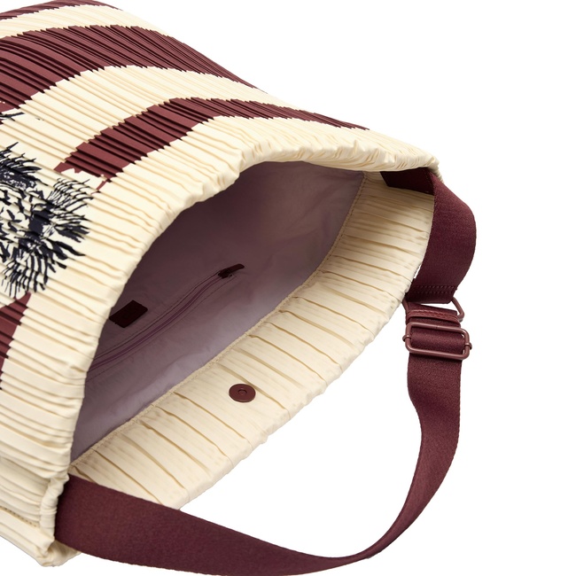 Фото ракурс 4 - Жіноча бордова сумка Parfois артикул 230958 _BU SS2025