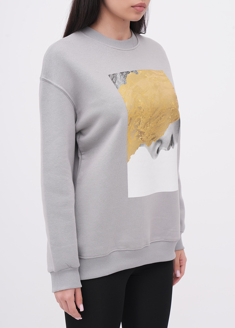 Фото ракурс 3 - Жіночий сірий світшот EQUILIBRI артикул W231 034 000 Grey FW2025