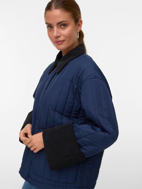 Фото ракурс 4 - Жіноча синя куртка Vero Moda артикул 10329624 Navy Blazer FW2025