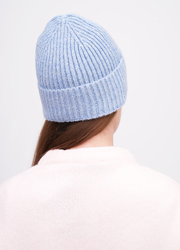 Фото ракурс 2 - Жіноча синя шапка EQUILIBRI артикул W881 001 001 Blue FW2025