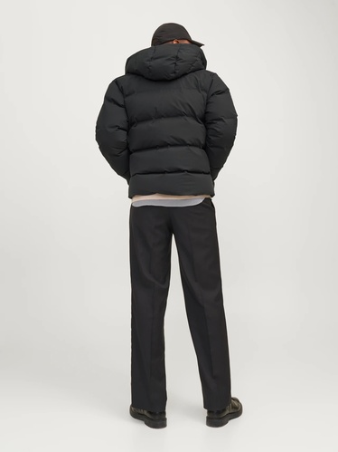 Фото ракурс 2 - Мужская чёрная куртка Jack & Jones артикул 12263609 Black FW2024