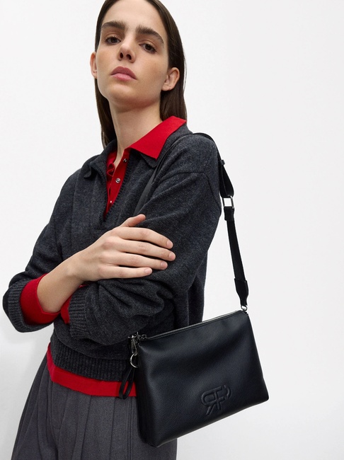 Жіноча чорна сумка Parfois артикул 223948 _BK SS2025 Фото ракурс 5 - Жіноча чорна сумка Parfois артикул 223948 _BK SS2025