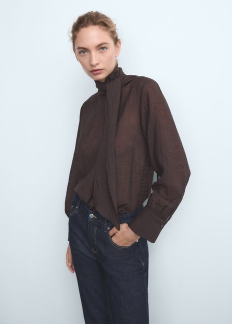 Женские синие джинсы Mango артикул 17015805 TS 1 season Фото ракурс 4 - Женские синие джинсы Mango артикул 17015805 TS 1 season