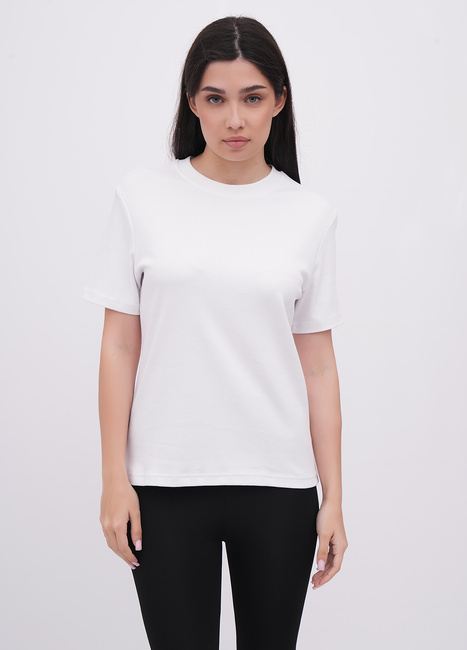 Женская белая футболка EQUILIBRI артикул W213 104 000 White FW2025 Фото ракурс 1 - Женская белая футболка EQUILIBRI артикул W213 104 000 White FW2025