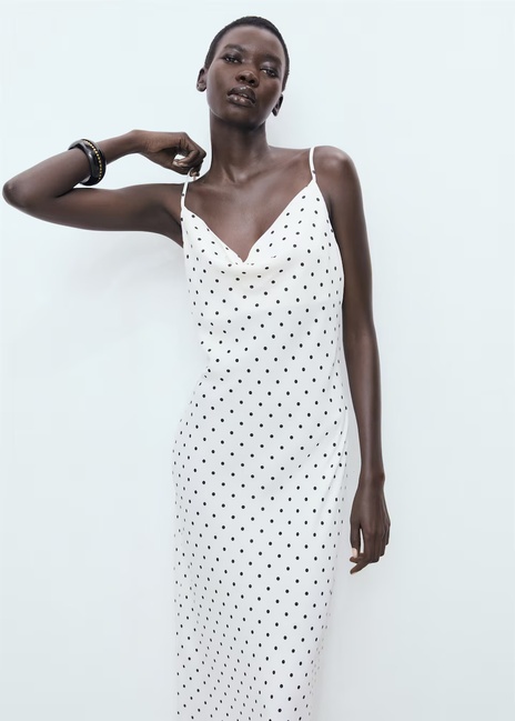 Жіноча молочна сукня Mango артикул 17002542 02 1 season Фото ракурс 1 - Жіноча молочна сукня Mango артикул 17002542 02 1 season