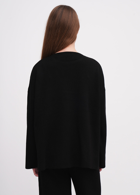 Жіночий чорний светр EQUILIBRI артикул W391 053 100 Black FW2025 Фото ракурс 2 - Жіночий чорний светр EQUILIBRI артикул W391 053 100 Black FW2025