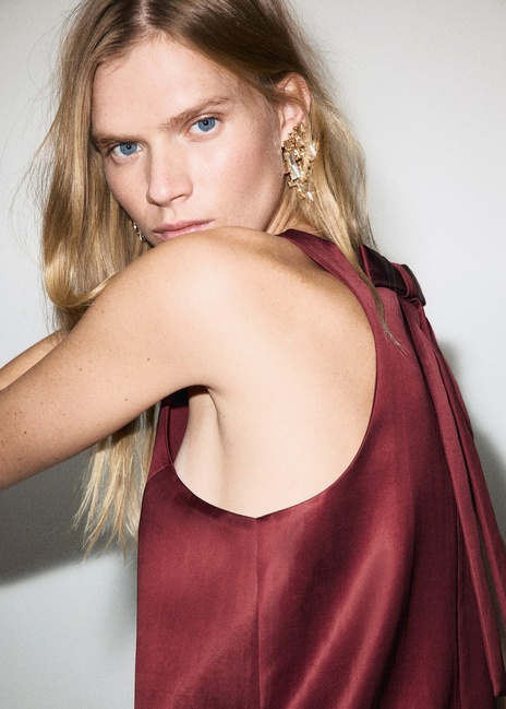 Женское бордовое платье Mango артикул 17039110 77 1 season Фото ракурс 4 - Женское бордовое платье Mango артикул 17039110 77 1 season